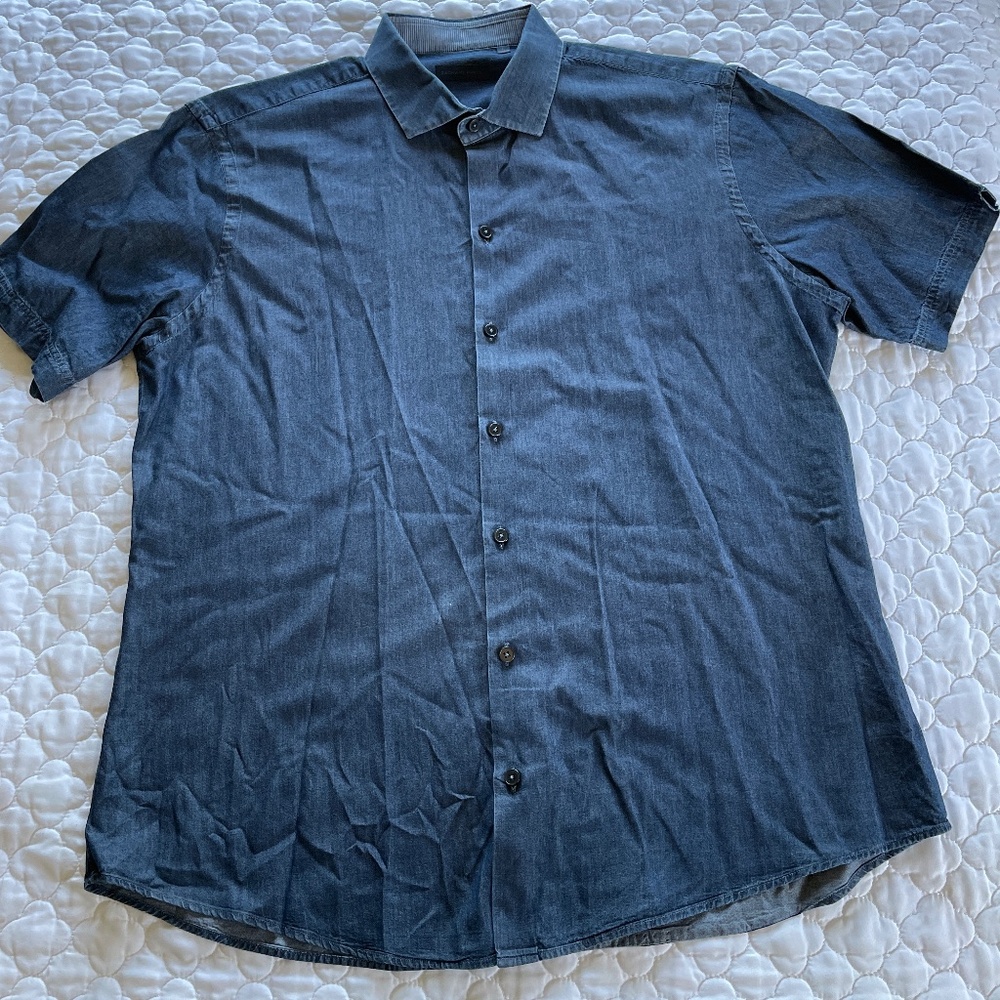 Zachary Prell Chambray Short Sleeve Button Down Size Large